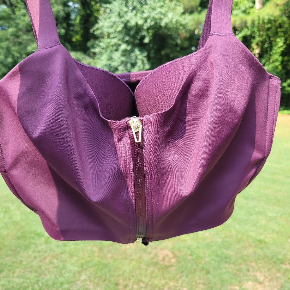 Victoria Secret sports Bra 34D Deep Purple color